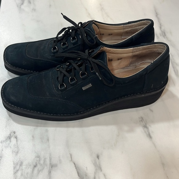 Salvatore Ferragamo soft leather wedge oxfords - Picture 2 of 6